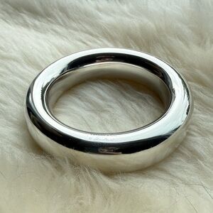 Tiffany & Co. Elsa Peretti Doughnut Bangle Bracelet in Sterling Silver